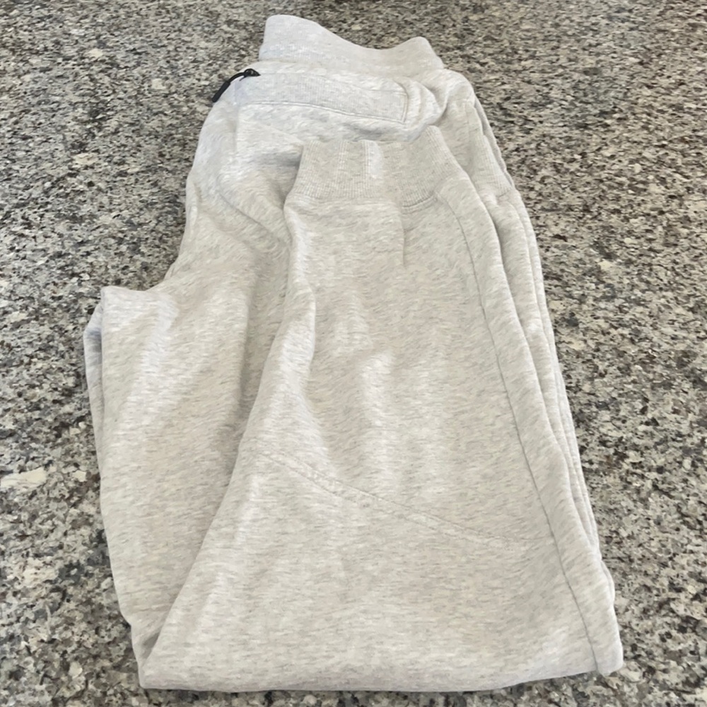Men’s sweats